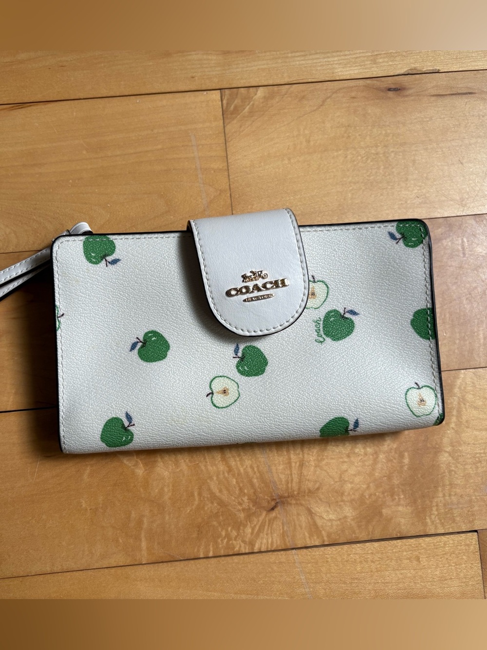 Coach White Leather Wristlet Wallet with Green Apple Print